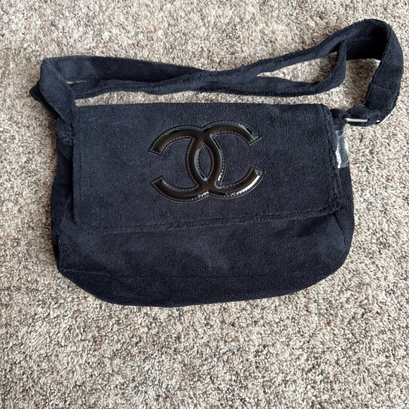 CHANEL CC VIP Authentic Precision Black  Messenger Crossbody Tote Bag NEW - Picture 1 of 9